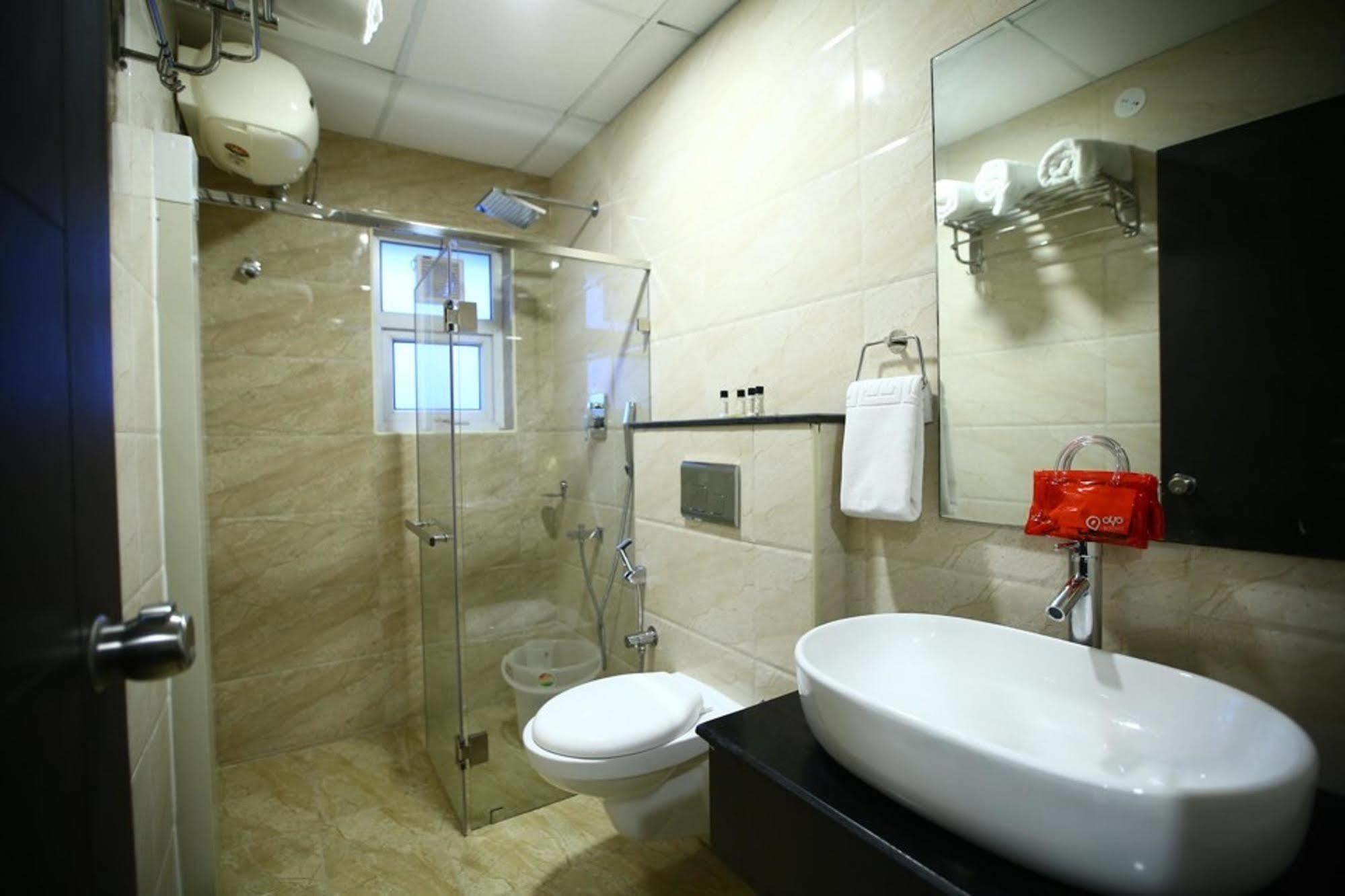 Fabhotel Alreef Residency 钦奈 外观 照片