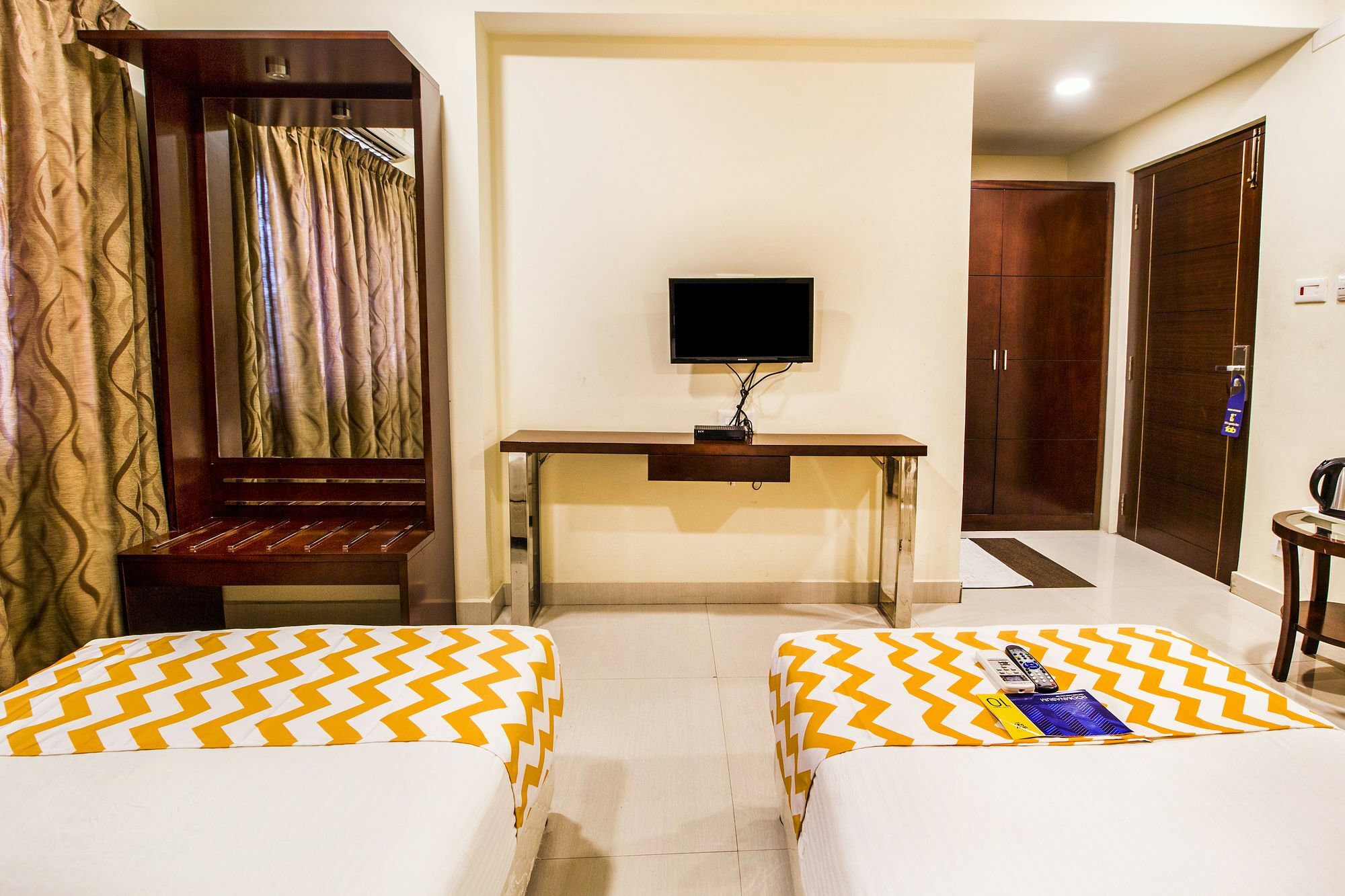 Fabhotel Alreef Residency 钦奈 外观 照片